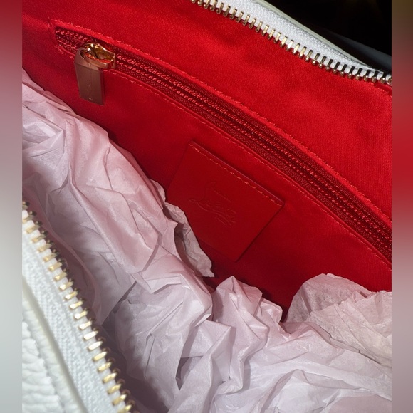 Christian Louboutin White Leather Shoulder Bag
LOUBILA - Picture 7 of 7